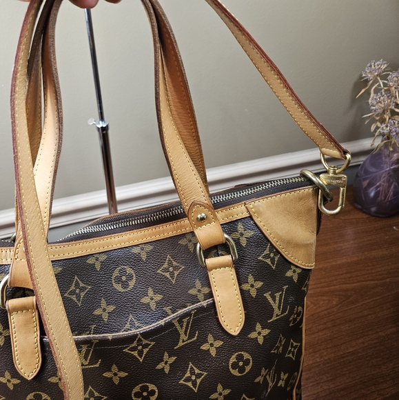 Authentic Louis Vuitton Monogram Odeon Gm Shoulder Cross body Bag - Picture 8 of 11